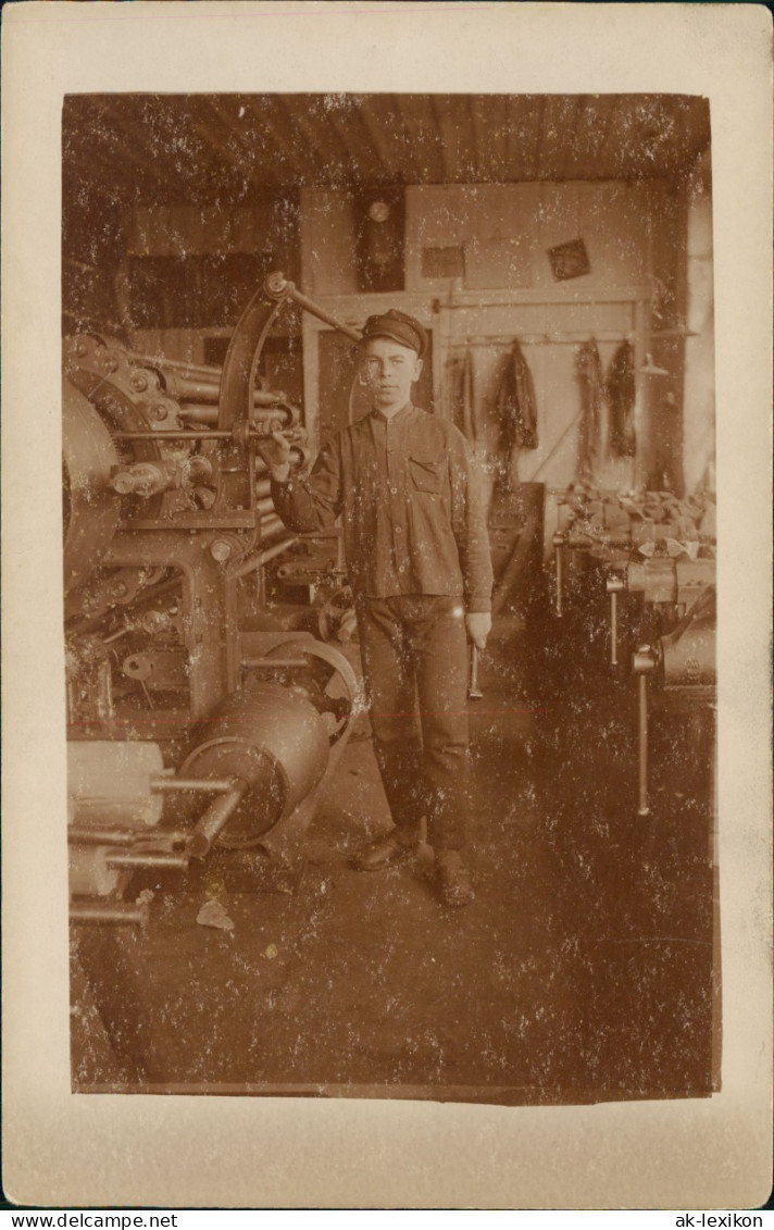 Ansichtskarte  Industrie Beruf Arbeit Junger Mann An Maschine 1911 - Unclassified