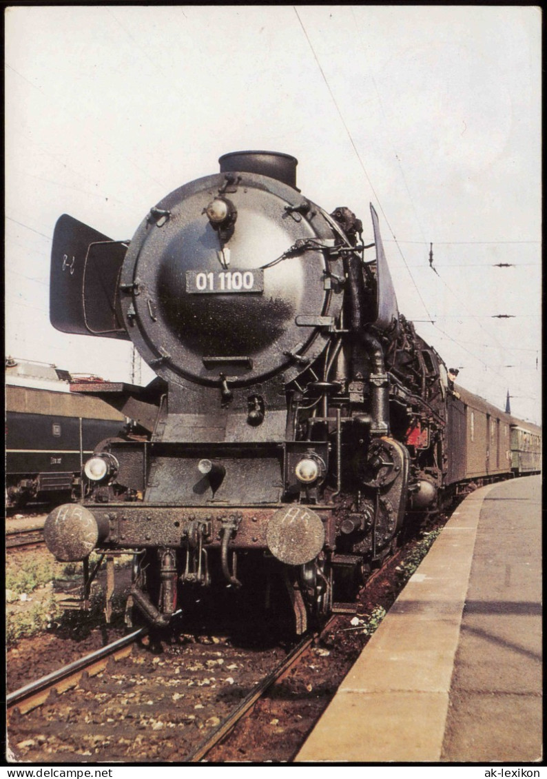 Eisenbahn & Lokomotiven: Schnellzug-Dampflokomotive 01 1100 1980 - Trains