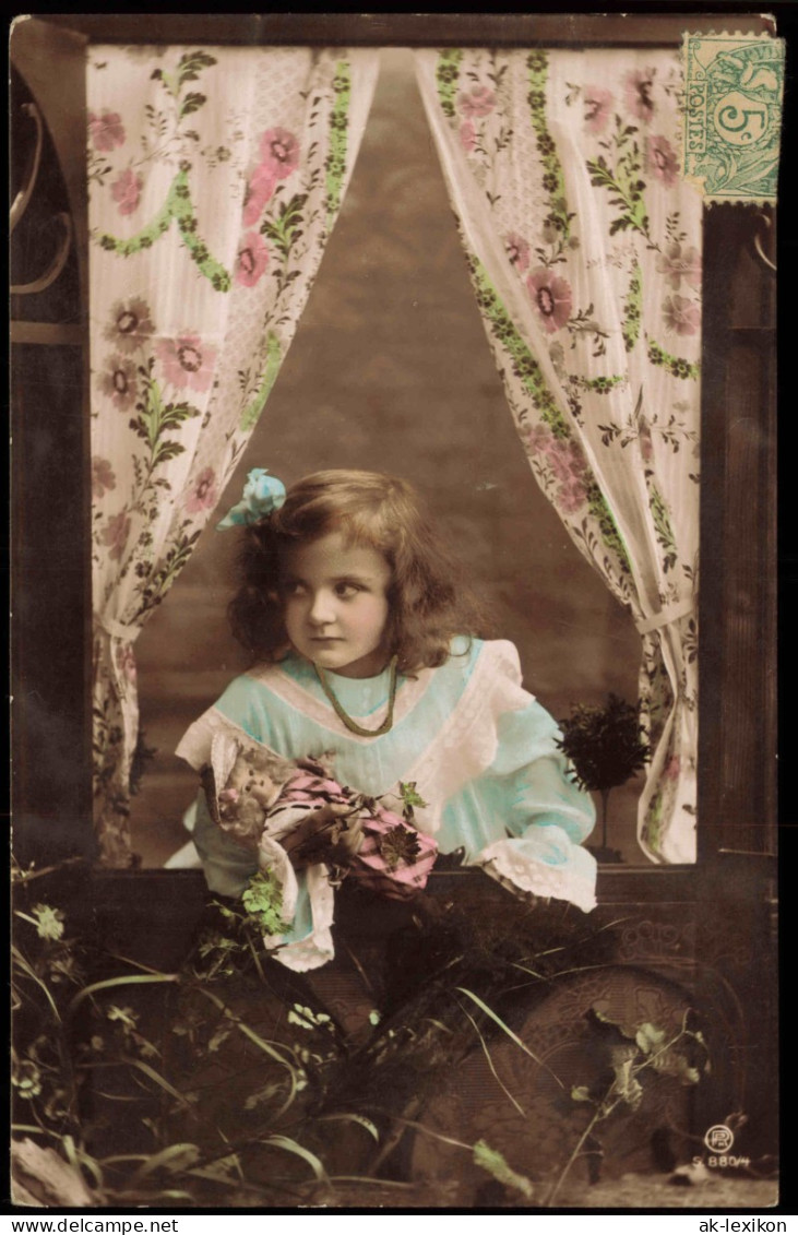 Ansichtskarte  Kinder Künstlerkarte Mädchen Am Fenster Fotokunst Color 1907 - Portraits