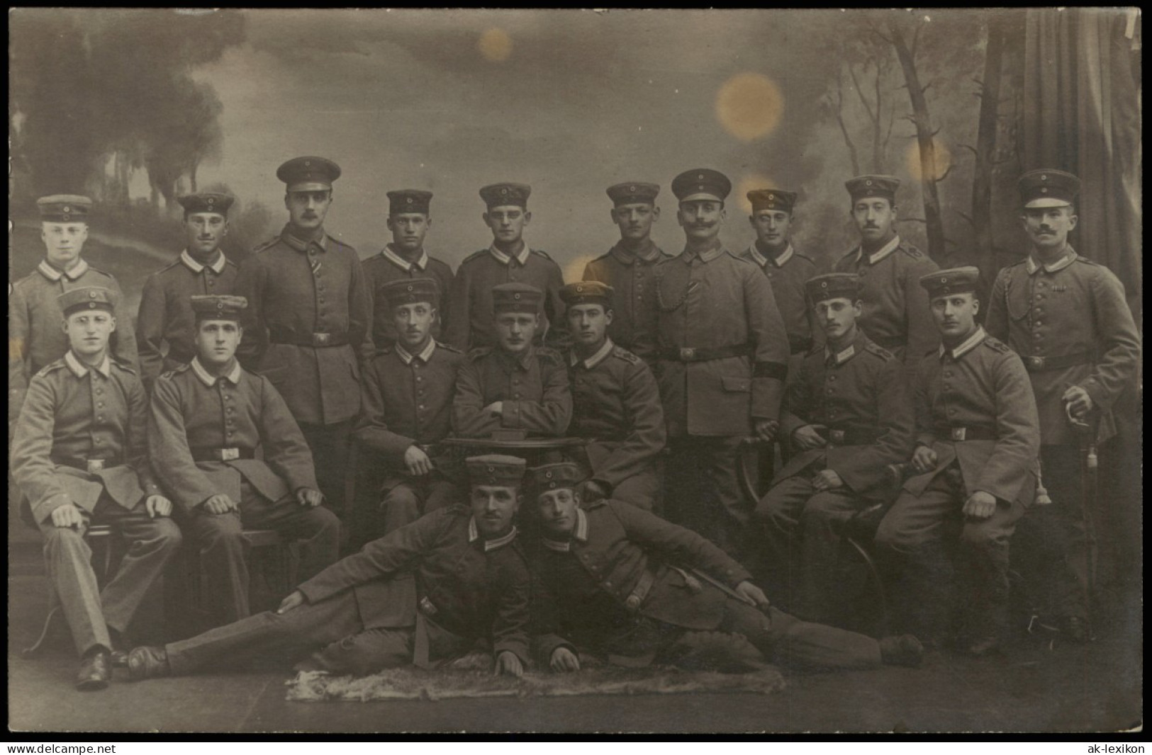 Ansichtskarte  Militarie Soldatengruppe - Atelierfoto Hacker Cannstadt 1915 - Weltkrieg 1914-18