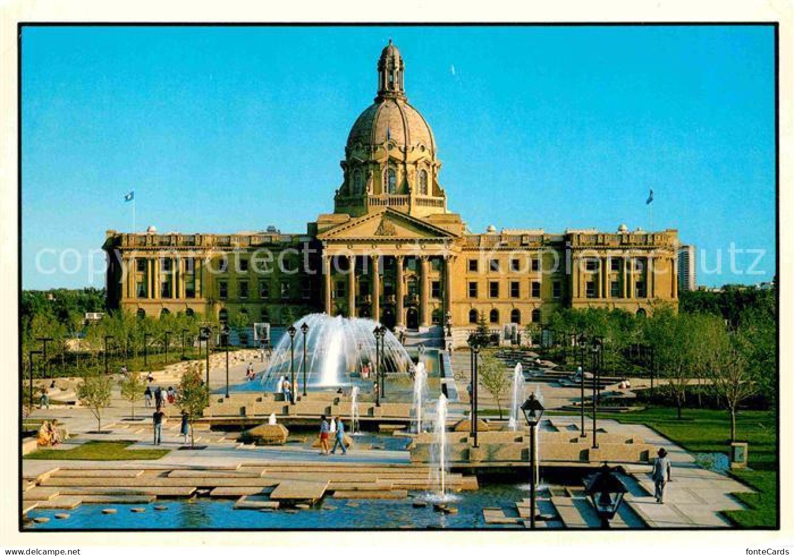 72772394 Edmonton Alberta Fontaene Legislative Building Edmonton Alberta - Unclassified