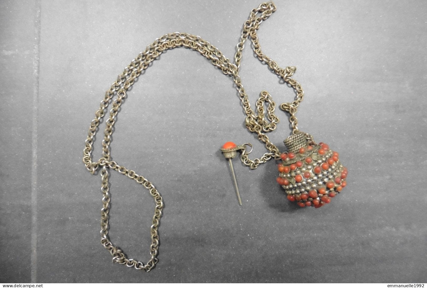 Collier Ancien Tibétain Chaîne Métal Argenté Flacon Parfum Perles Corail Tibet - Ethnics