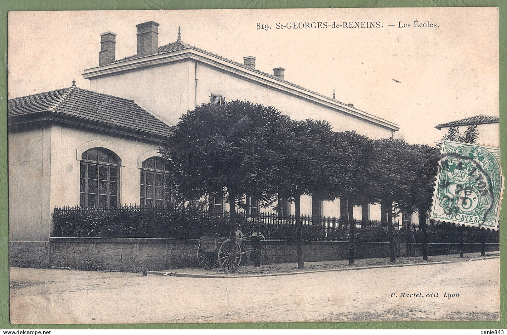 CPA Vue Peu Courante - RHONE - SAINT GEORGES DE RENEINS - LES ÉCOLES - Animation, Cantonnier, Charrette à Bras - Other & Unclassified