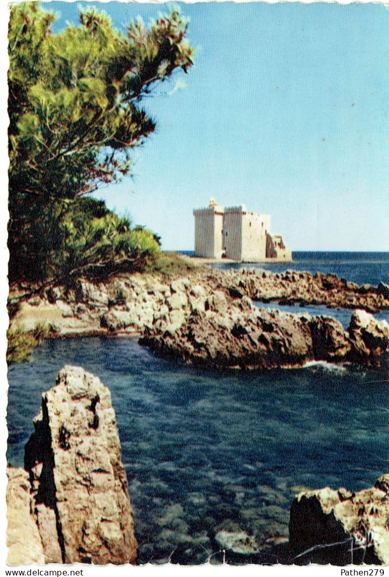 CPSM FRANCE 06 ALPES-MARITIMES CANNES - Les îles De Lérins - L'île Saint-Honorat - L'ancien Monastère 1963 - Cannes