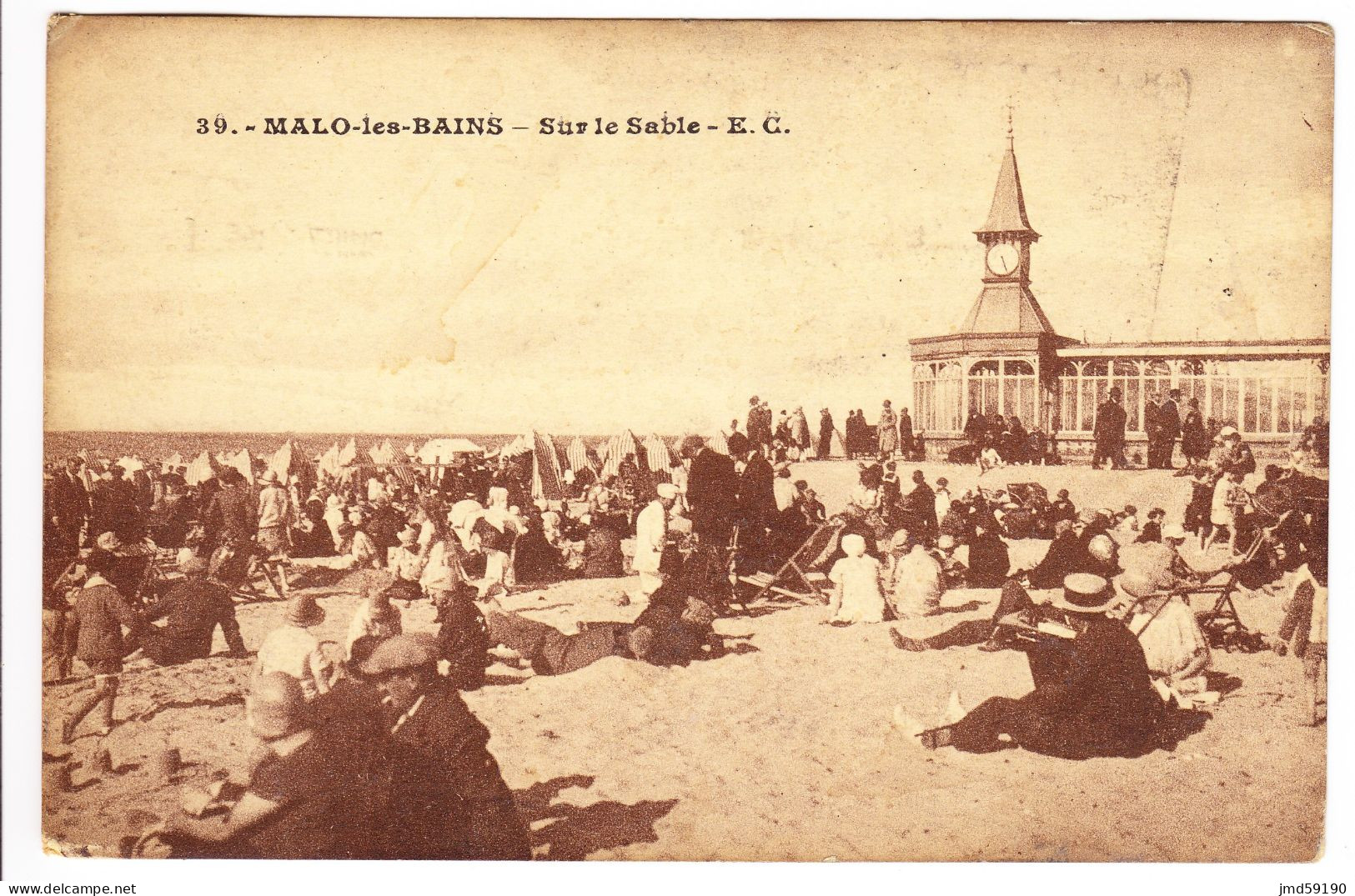 59 - DUNKERQUE - MALO LES BAINS-  SUR LE SABLE - Malo Les Bains