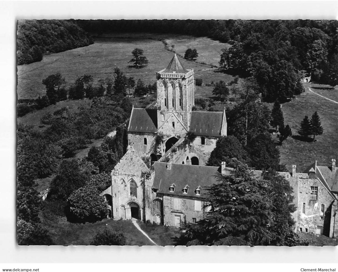 LA LUCERNE : L'Abbaye - Très Bon état - Autres & Non Classés