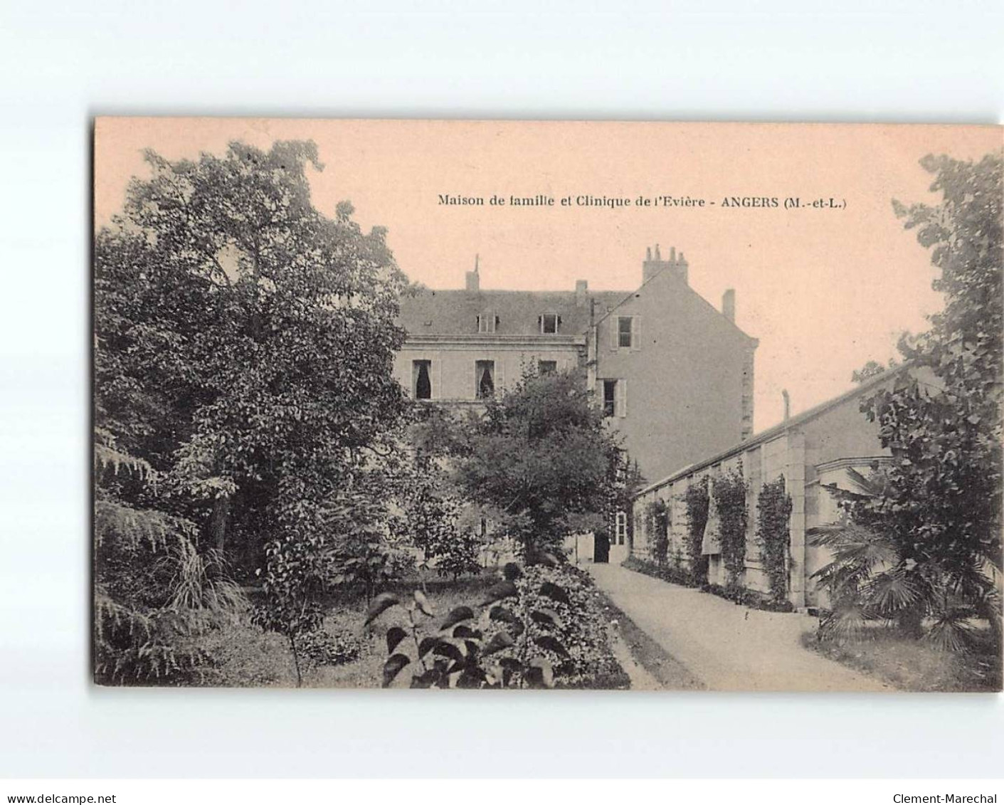 ANGERS : Maison De Famille Et Clinique De L'Evière - Très Bon état - Angers