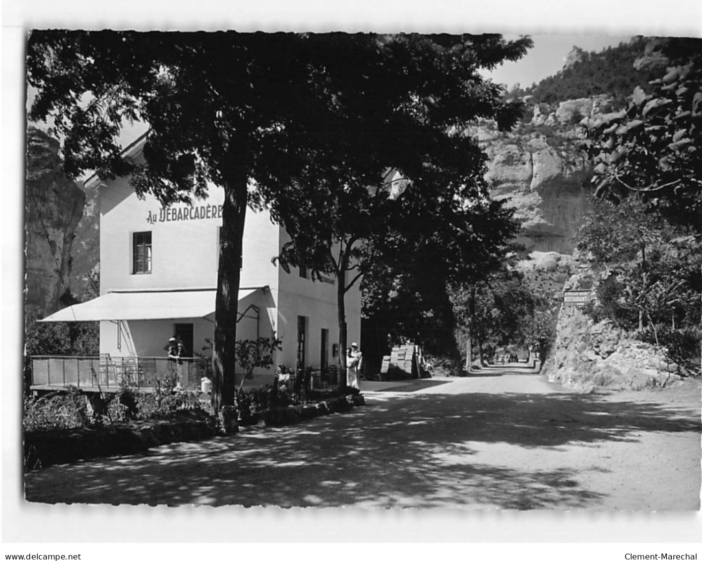 Restaurant ""Au Débarcadère"", Terminus De La Descente Des Gorges En Barque - Très Bon état - Otros & Sin Clasificación