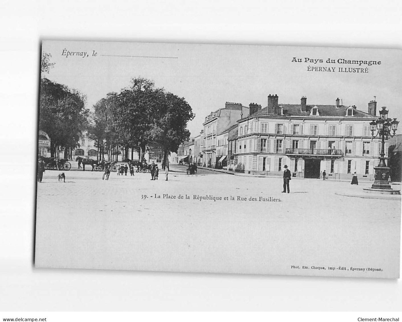 EPERNAY : Place De La République Et La Rue Des Fusiliers - Très Bon état - Epernay