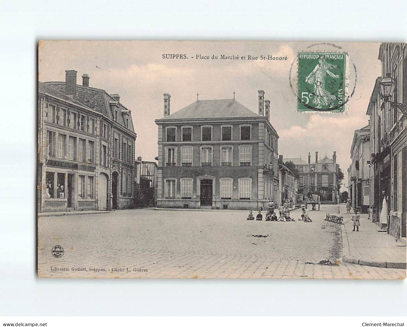 SUIPPES : Place Du Marché Et Rue Saint-Honoré - état - Sonstige & Ohne Zuordnung