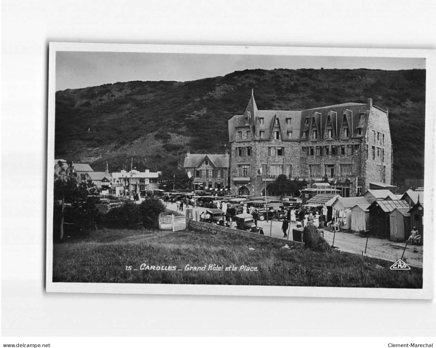 CAROLLES : Grand Hôtel Et La Place - Très Bon état - Other & Unclassified