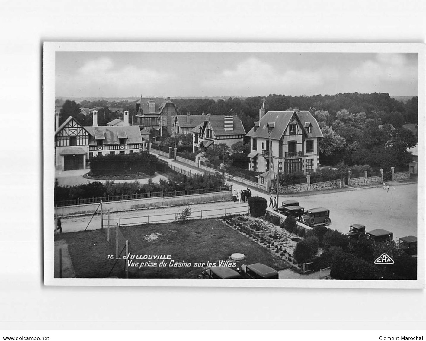 JULLOUVILLE : Vue Prise Du Casino Sur Les Villas - Très Bon état - Andere & Zonder Classificatie