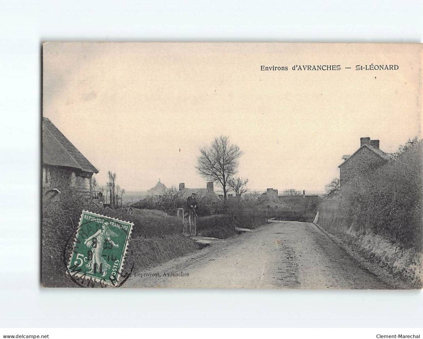 SAINT LEONARD : Vue Du Village - Très Bon état - Andere & Zonder Classificatie