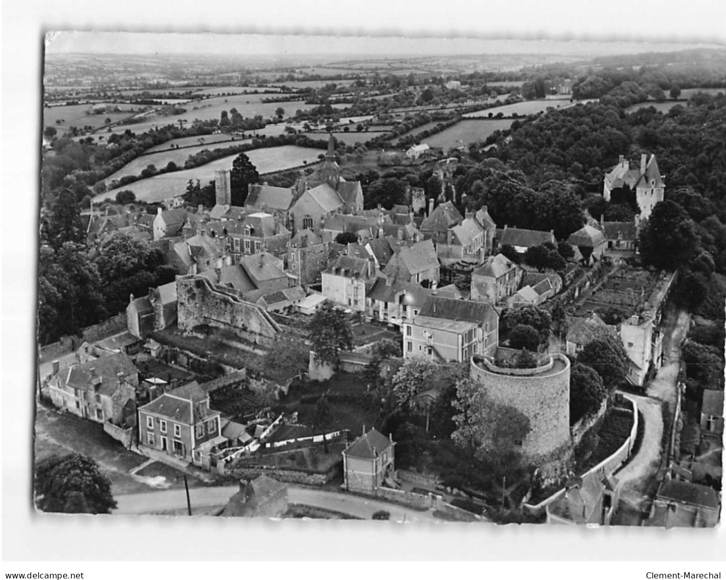 SAINTE SUZANNE : Vue Générale, La Tour - état - Sainte Suzanne