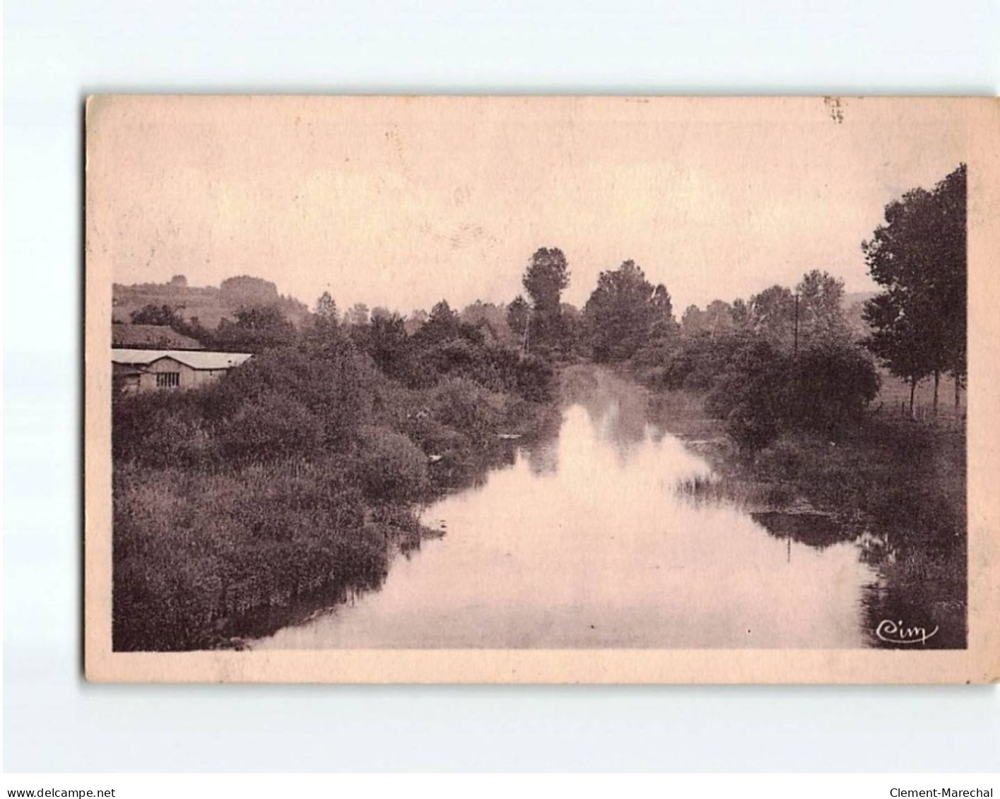 DOULAINCOURT : Une Vue Sur Le Rognon - état - Doulaincourt