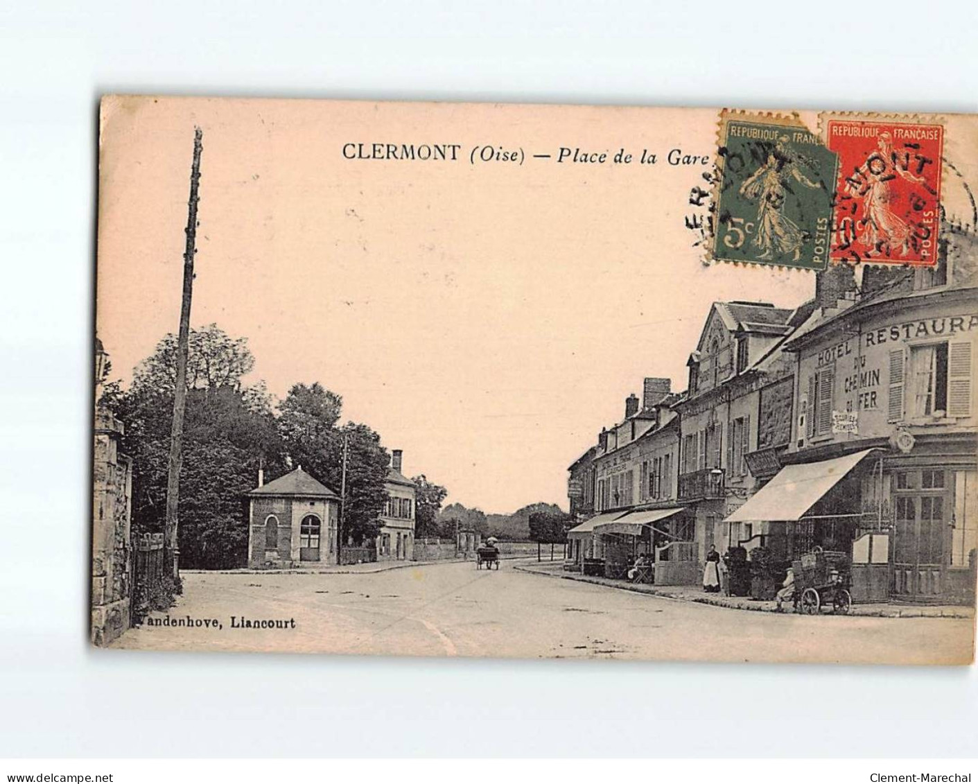 CLERMONT : Place De La Gare - état - Clermont