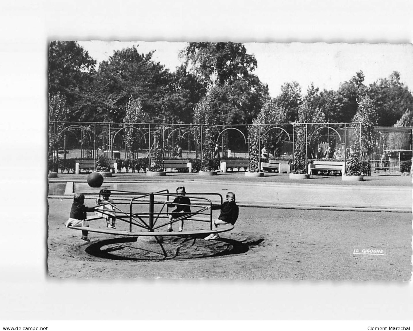 LILLE : Vue Du Grand Jardin, Le Tourniquet - Très Bon état - Lille