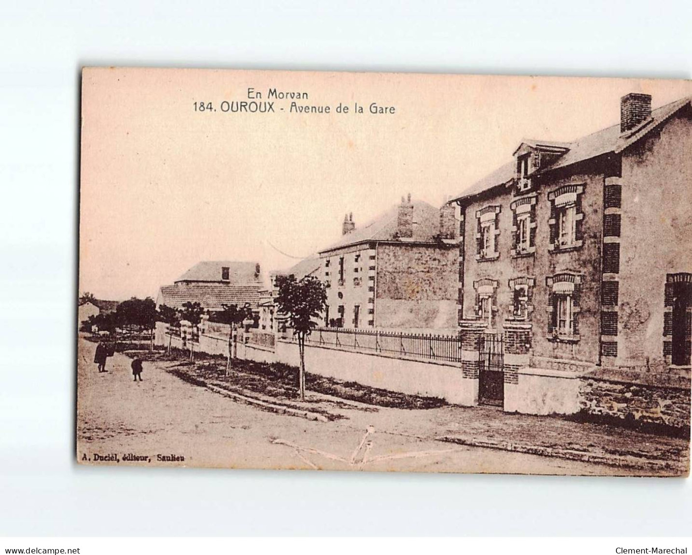 OUROUX : Avenue De La Gare - Très Bon état - Andere & Zonder Classificatie