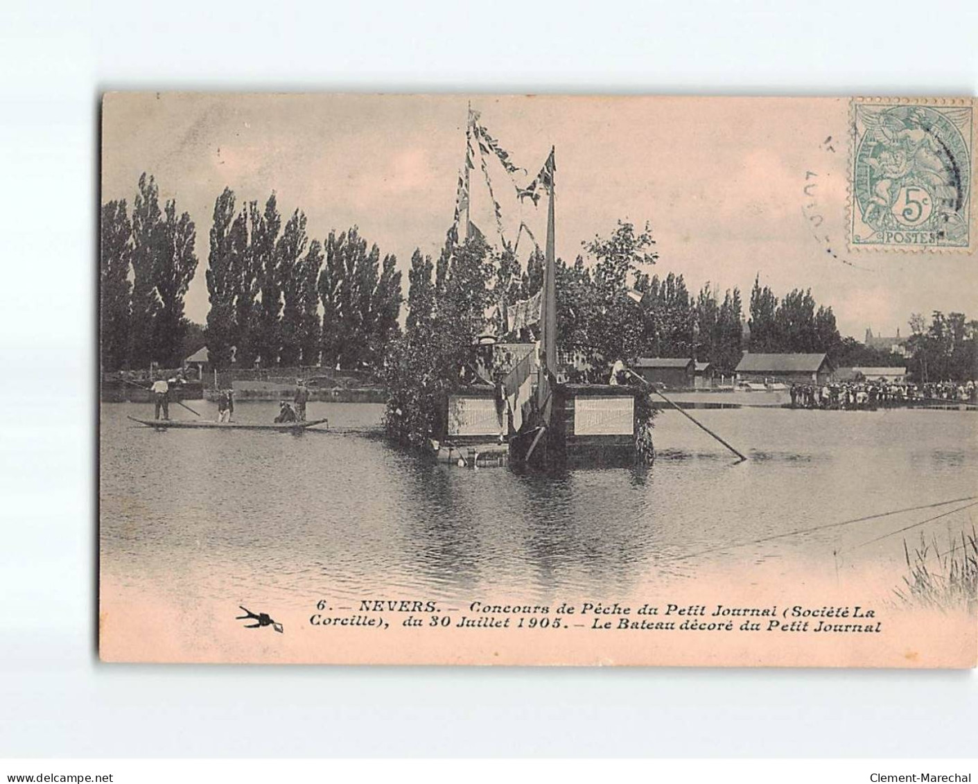 NEVERS : Concours De Pêche Du Petit Journal, Le Bateau Décoré Du Petit Journal - Très Bon état - Nevers