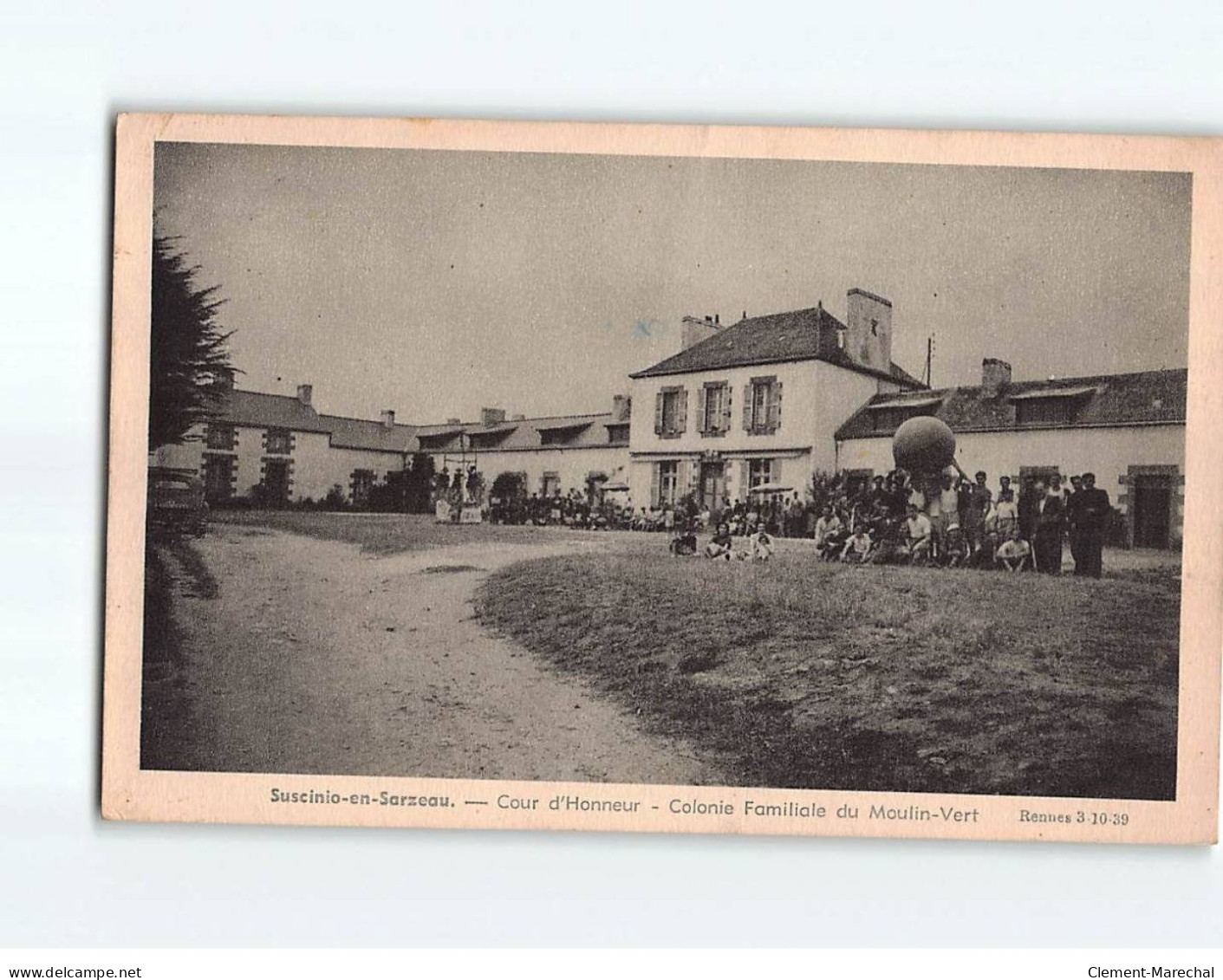 Suscinio En Sarzeau, Cour D'Honneur, Colonie Familiale Du Moulin-Vert - état - Autres & Non Classés