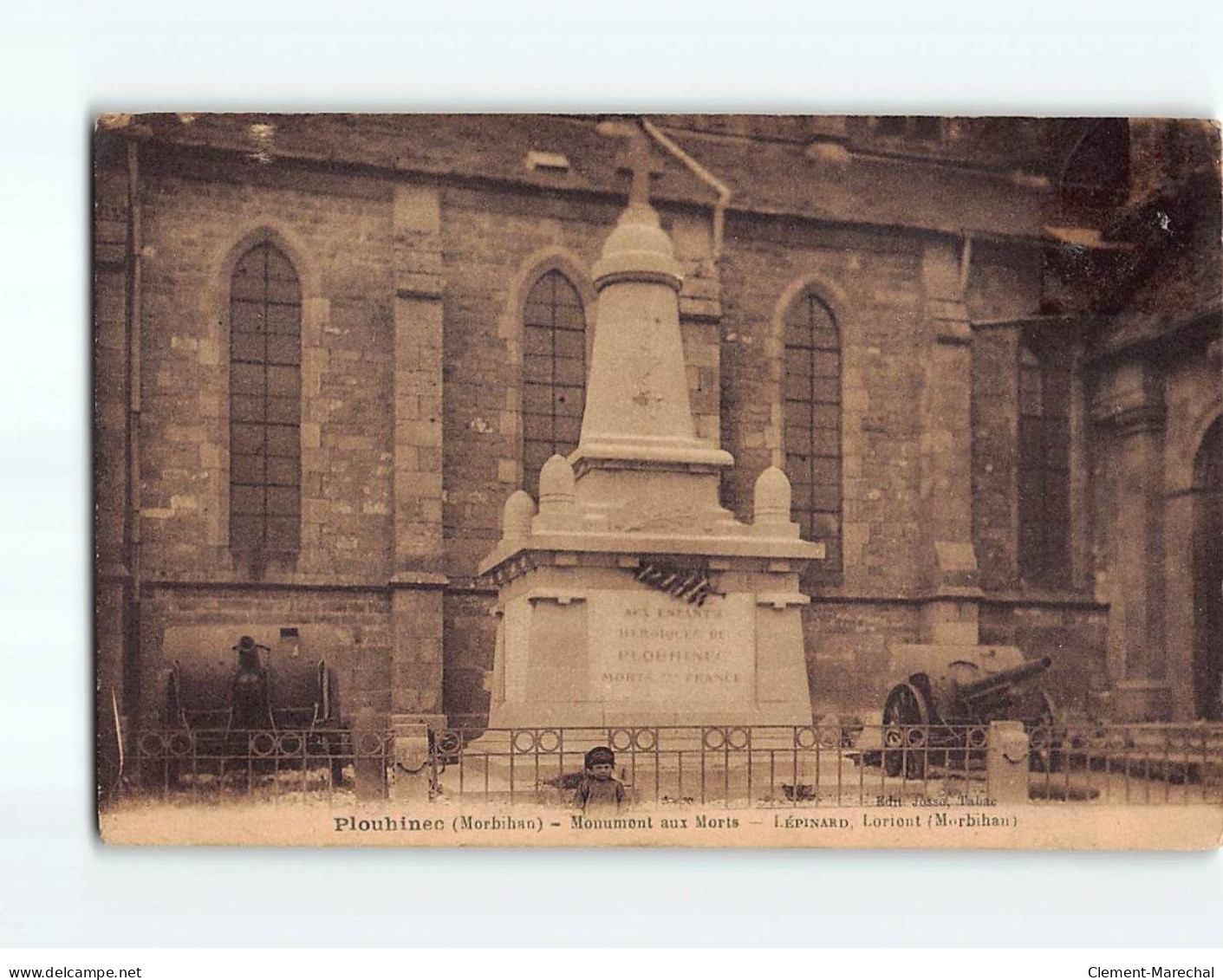 PLOUHINEC : Monument Aux Morts - état - Autres & Non Classés