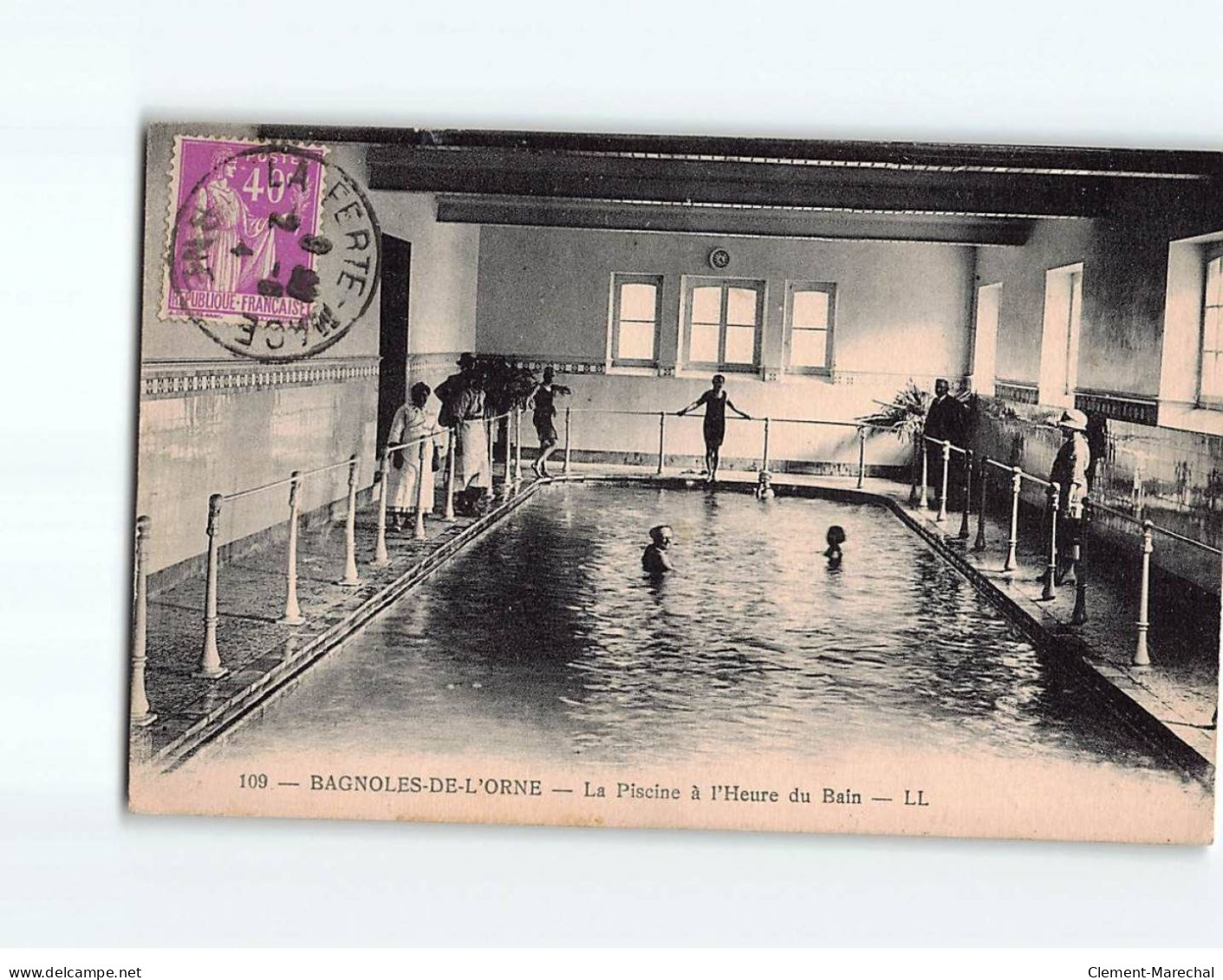 BAGNOLES DE L'ORNE : La Piscine à L'Heure Du Bain - Très Bon état - Bagnoles De L'Orne