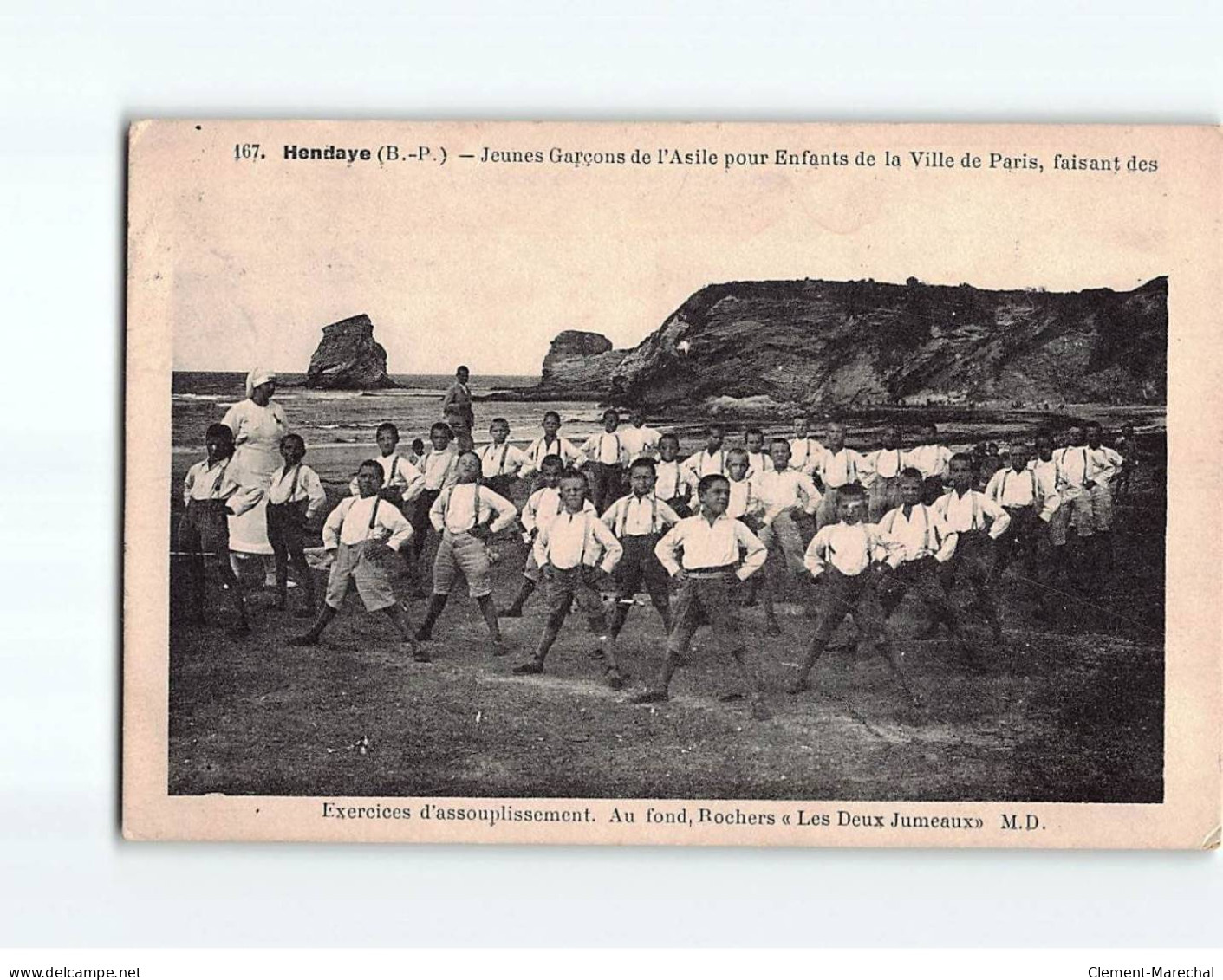 HENDAYE : Jeunes Garçons De L'Asile Pour Enfants De La Ville De Paris Faisant De L'exercices -  état - Hendaye