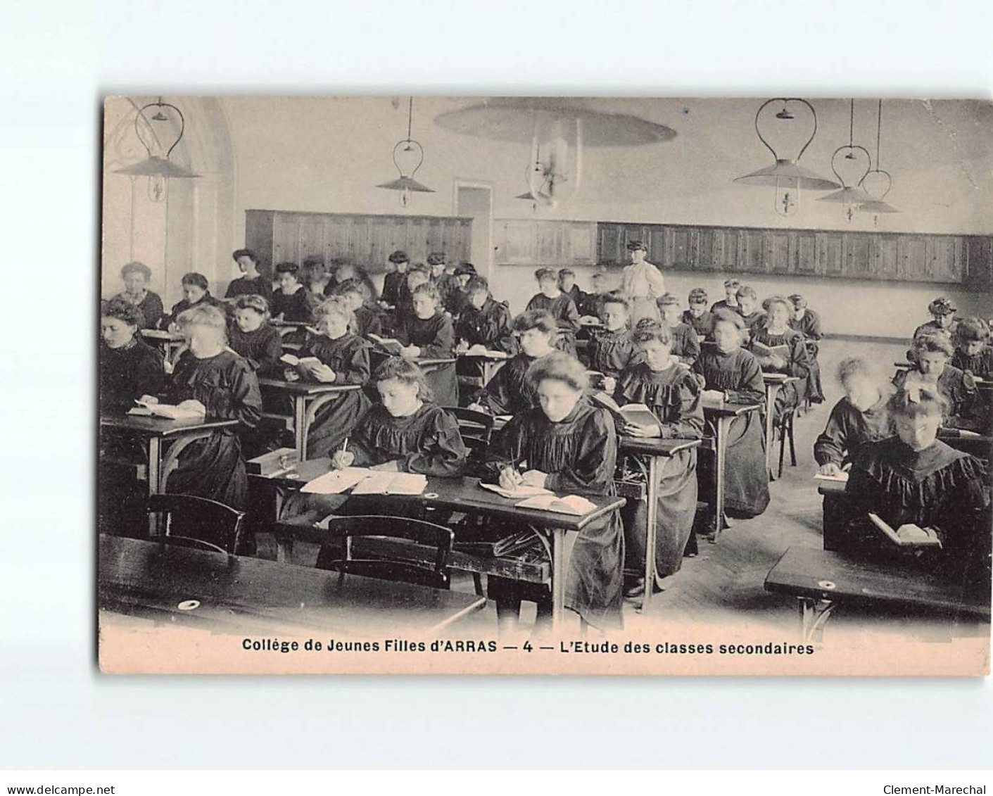 ARRAS : Le Collège Des Jeunes Filles, L'Etudes Des Classes Secondaires - état - Arras