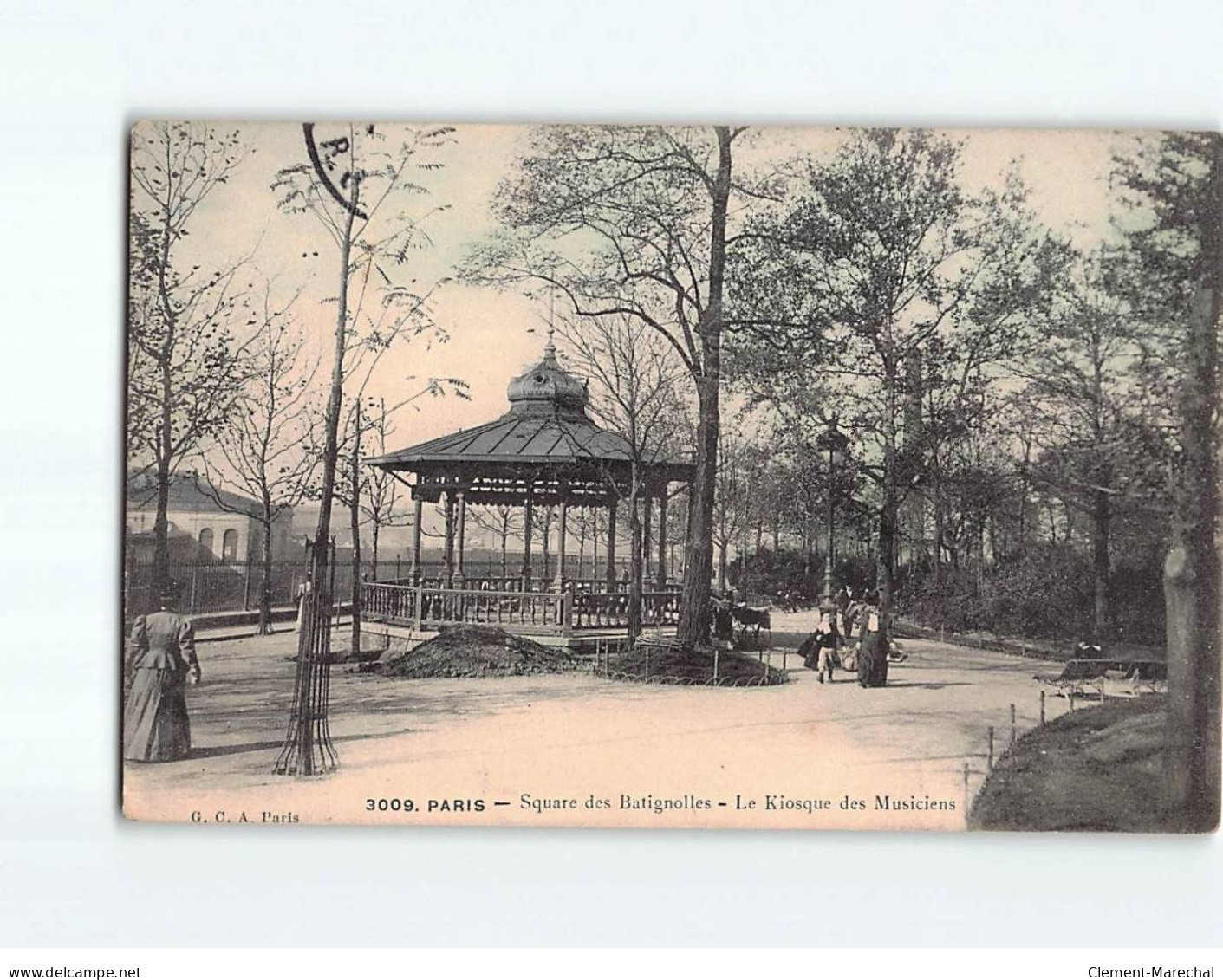 PARIS : Square Des Batignolles, Le Kiosque Des Musiciens - état - Plazas