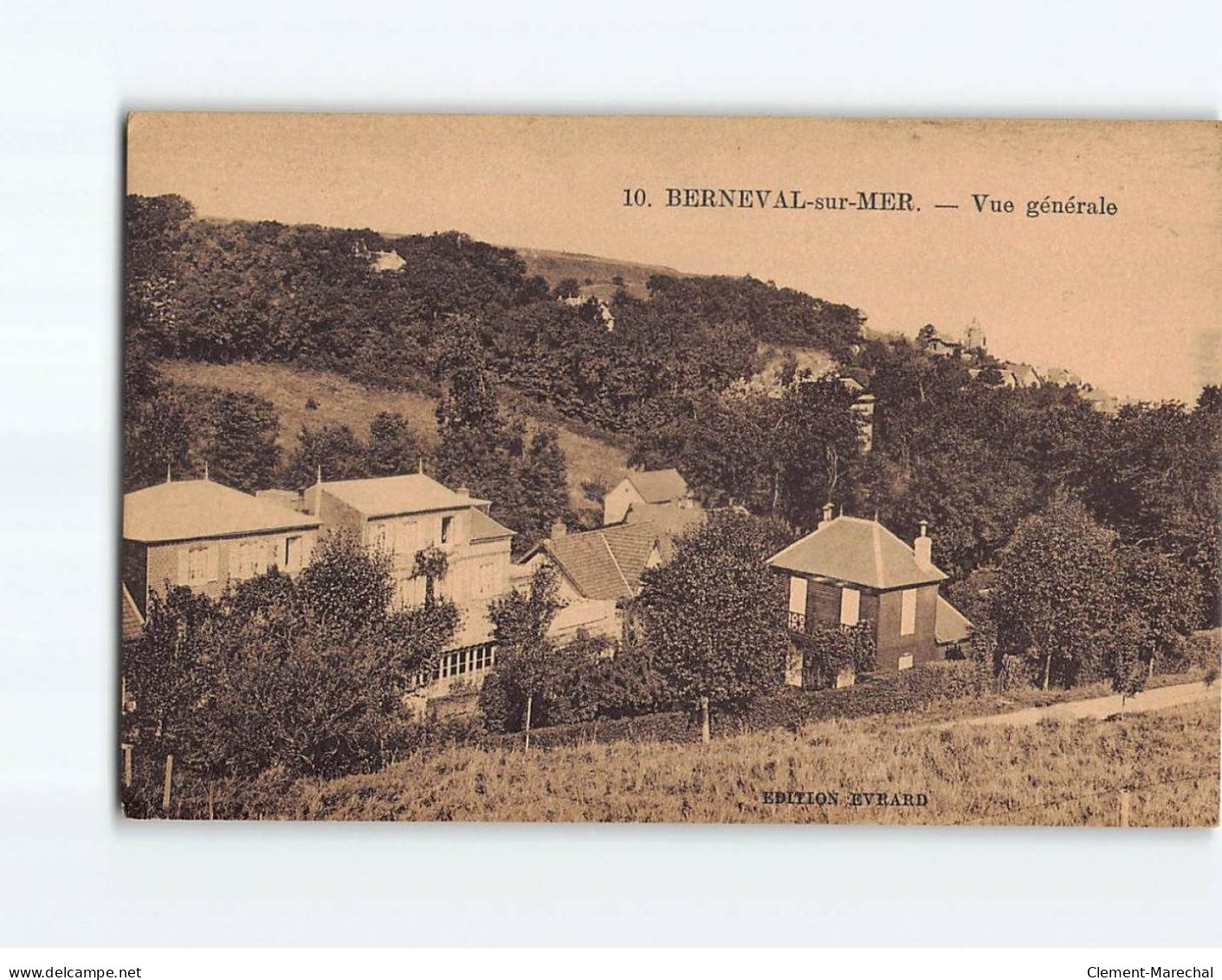 BERNEVAL SUR MER : Vue Générale - état - Berneval