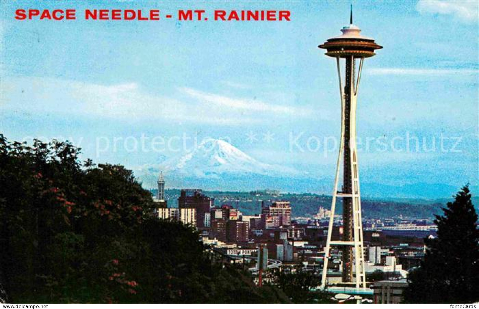 72689753 Seattle Space Needle And Mount Rainier - Andere & Zonder Classificatie