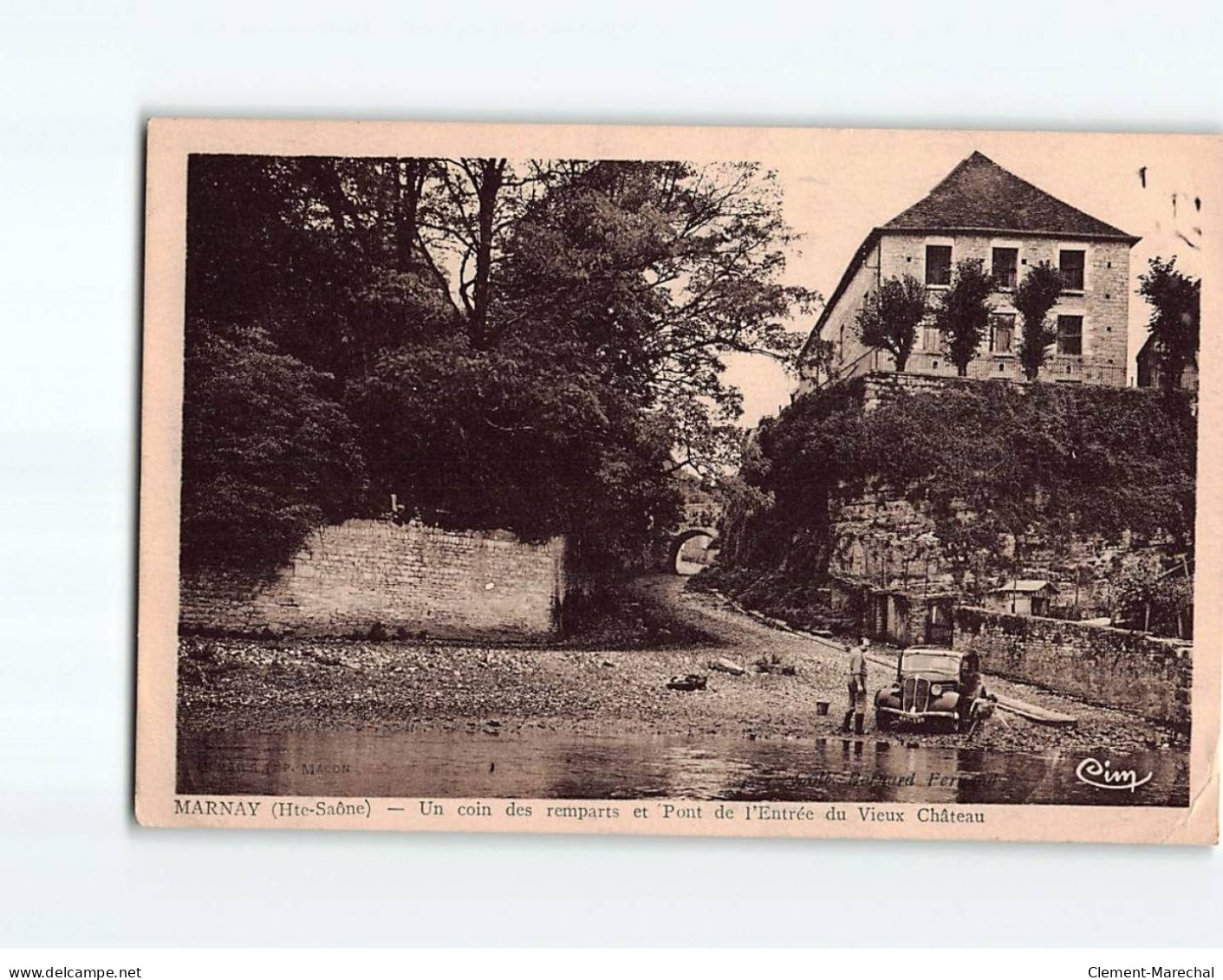 MARNAY : Un Coin Des Remparts Et Pont De L'Entrée Du Vieux Château - état - Marnay