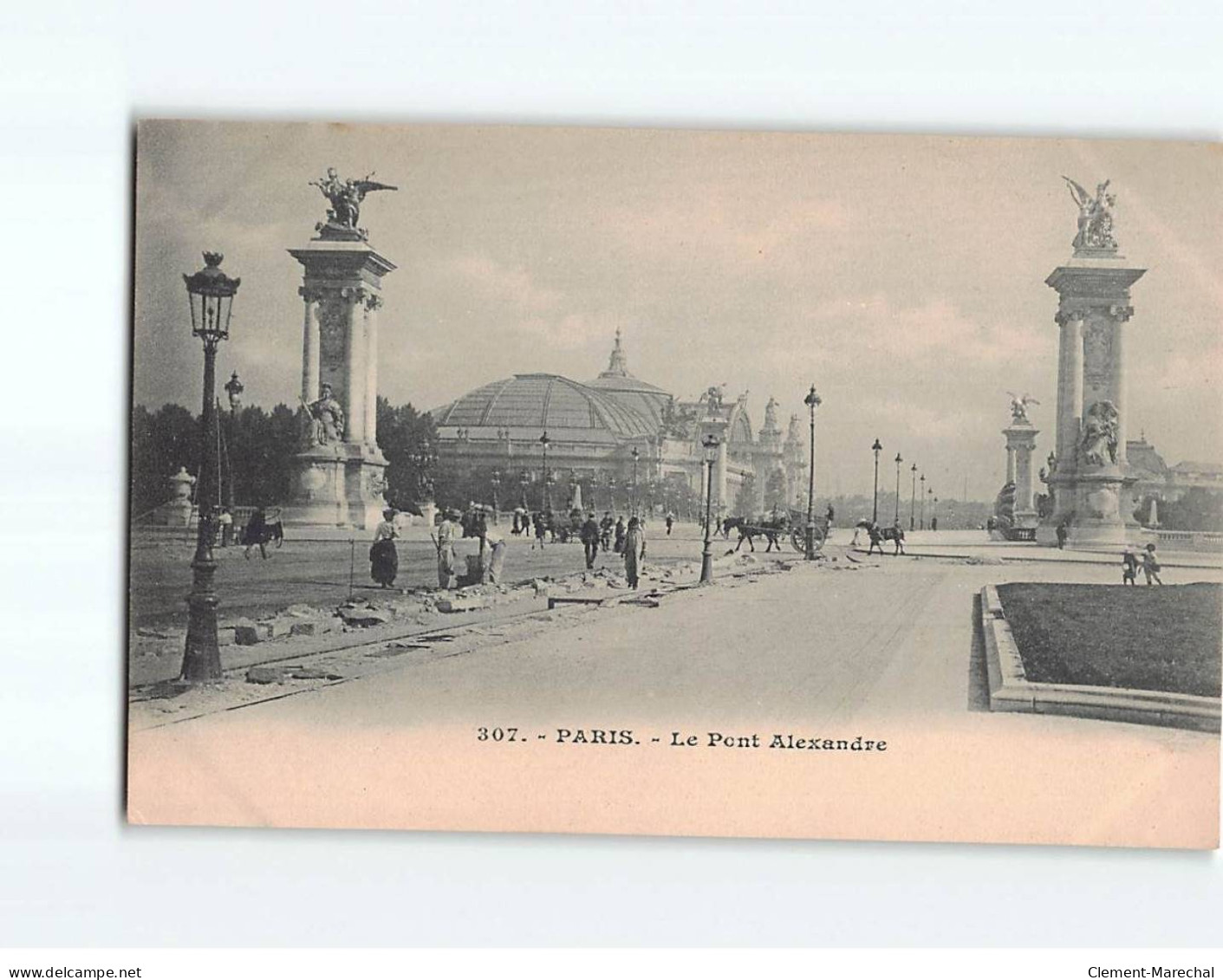 PARIS : Le Pont Alexandre - état - Ponts