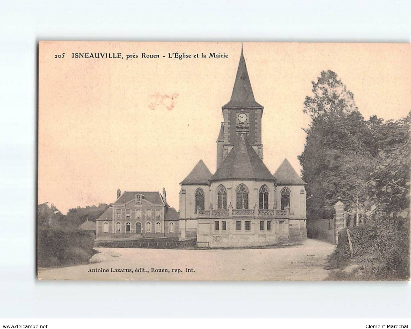 ISNEAUVILLE : L'Eglise Et La Mairie - Très Bon état - Autres & Non Classés