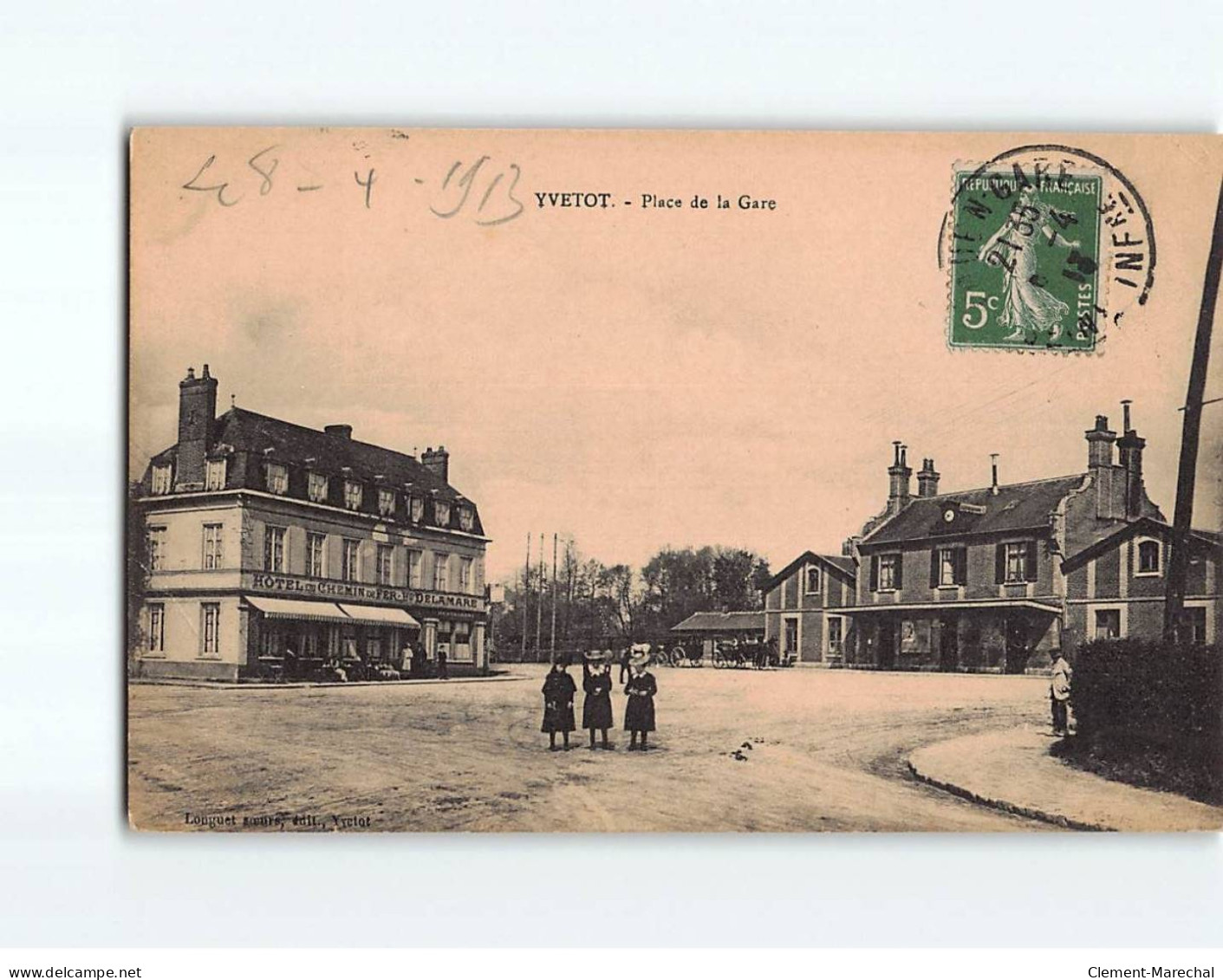 YVETOT : Place De La Gare - état - Yvetot