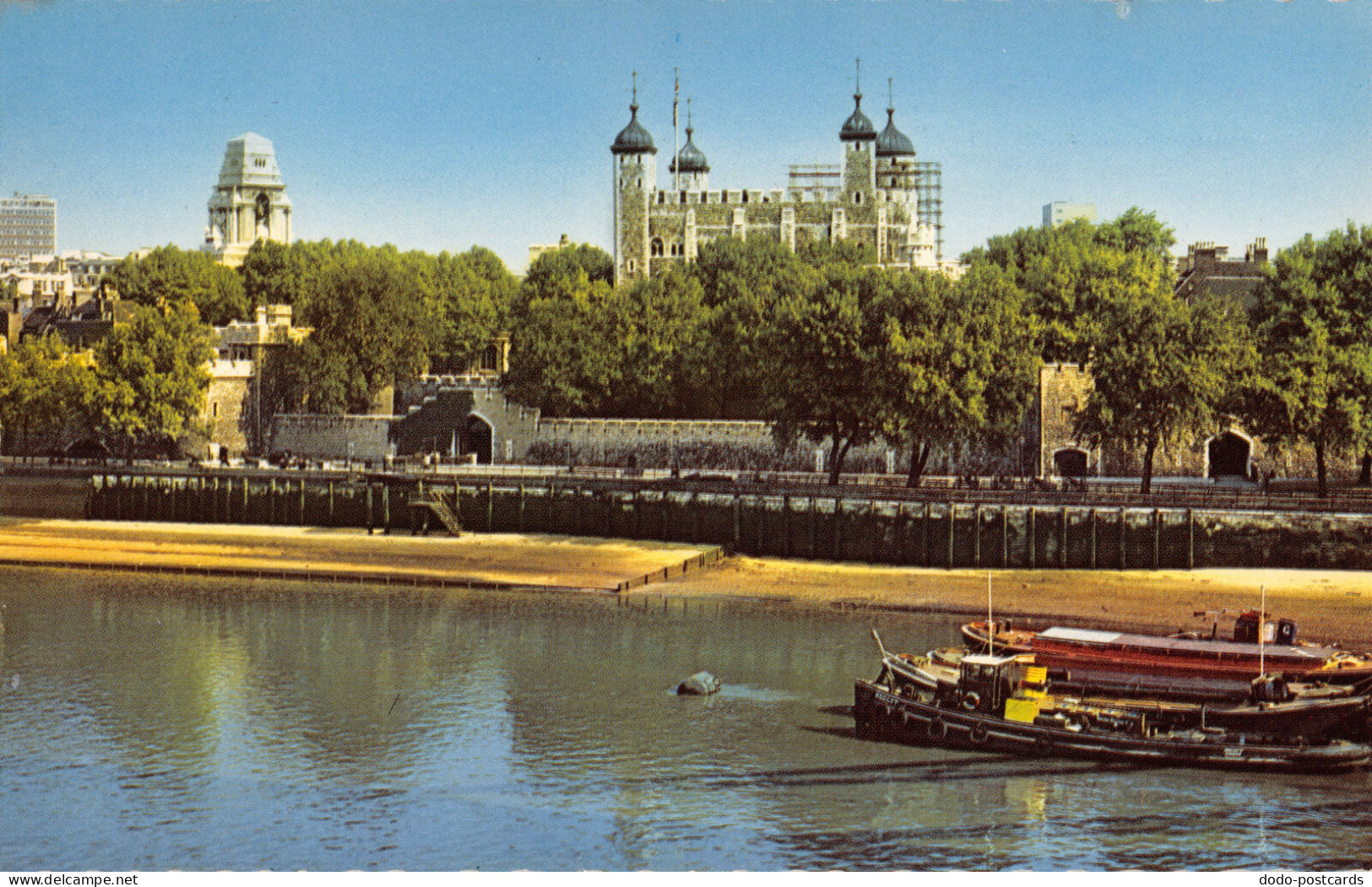 R293664 Tower Of London And River Thames. Colour Master By Photo Precision LTD. - Autres & Non Classés