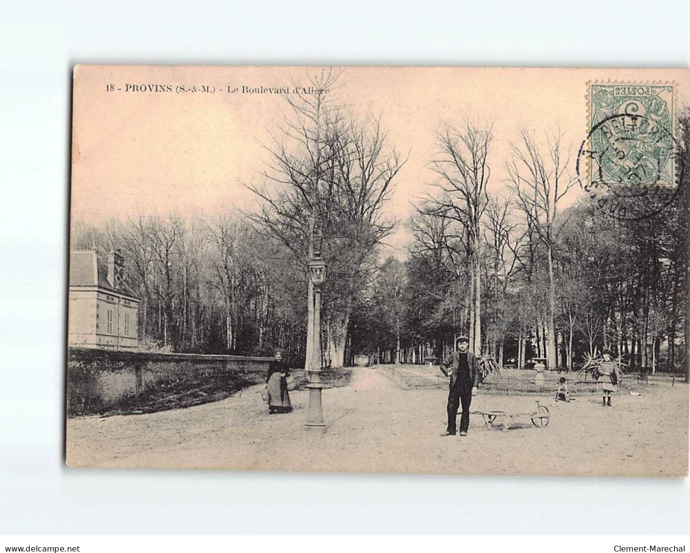 PROVINS : Le Boulevard D'Aligre - état - Provins