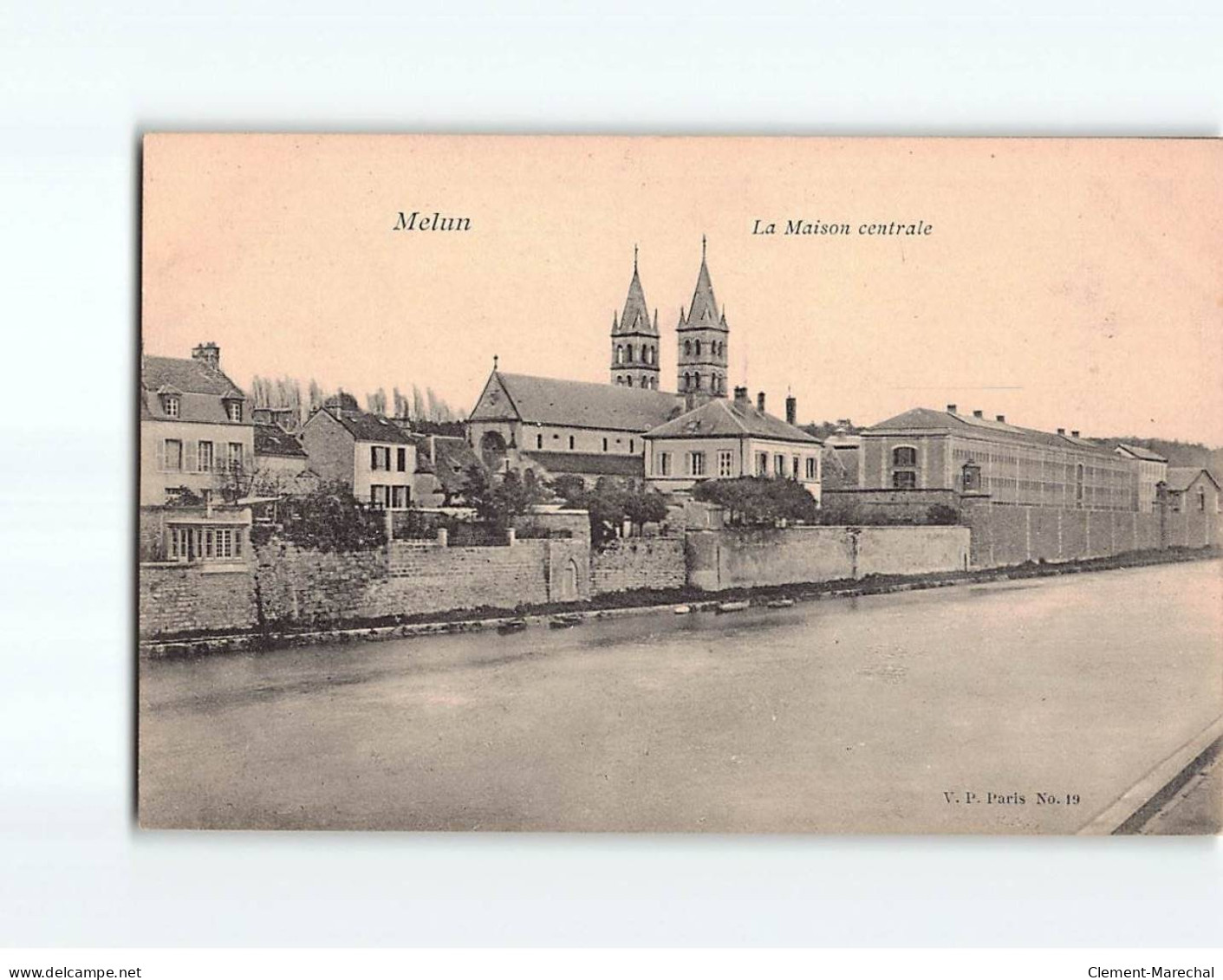 MELUN : La Maison Centrale - Très Bon état - Melun