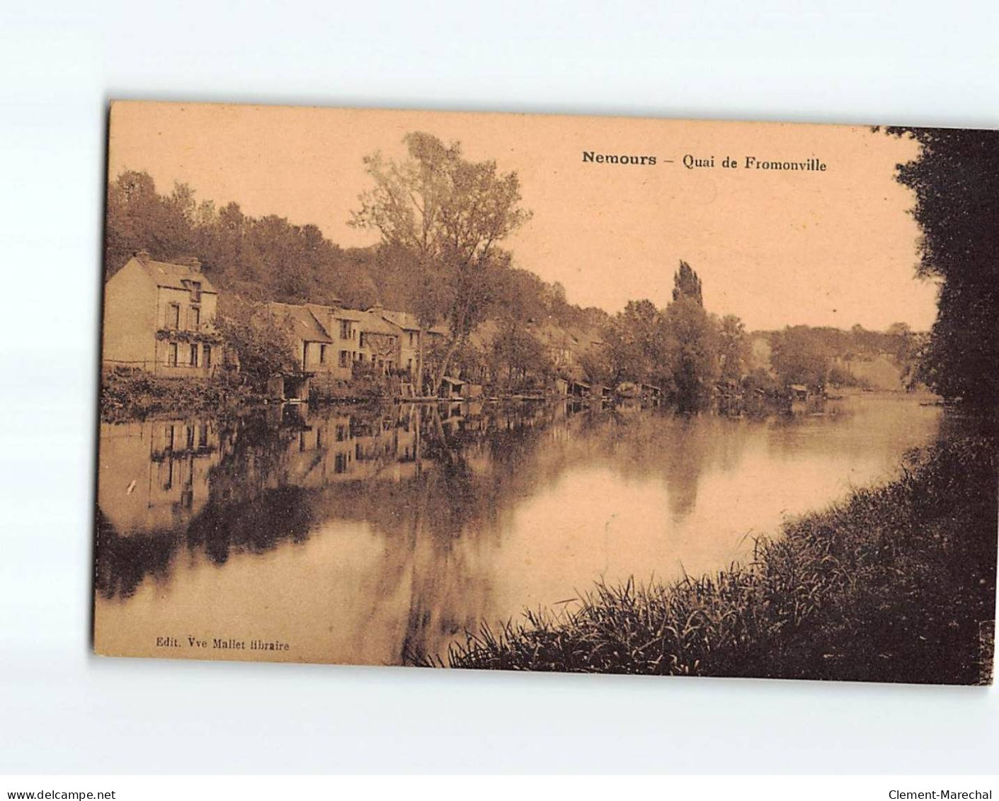 NEMOURS : Quai De Fromonville - Très Bon état - Nemours