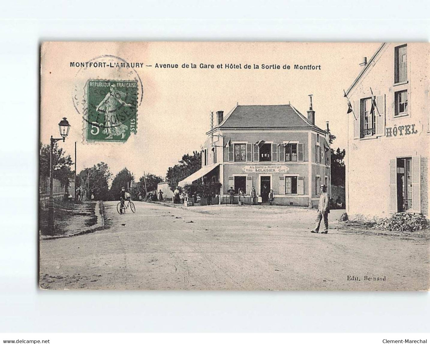 MONTFORT L'AMAURY : Avenue De La Gare Et Hôtel De La Sortie De Montfort - état - Montfort L'Amaury