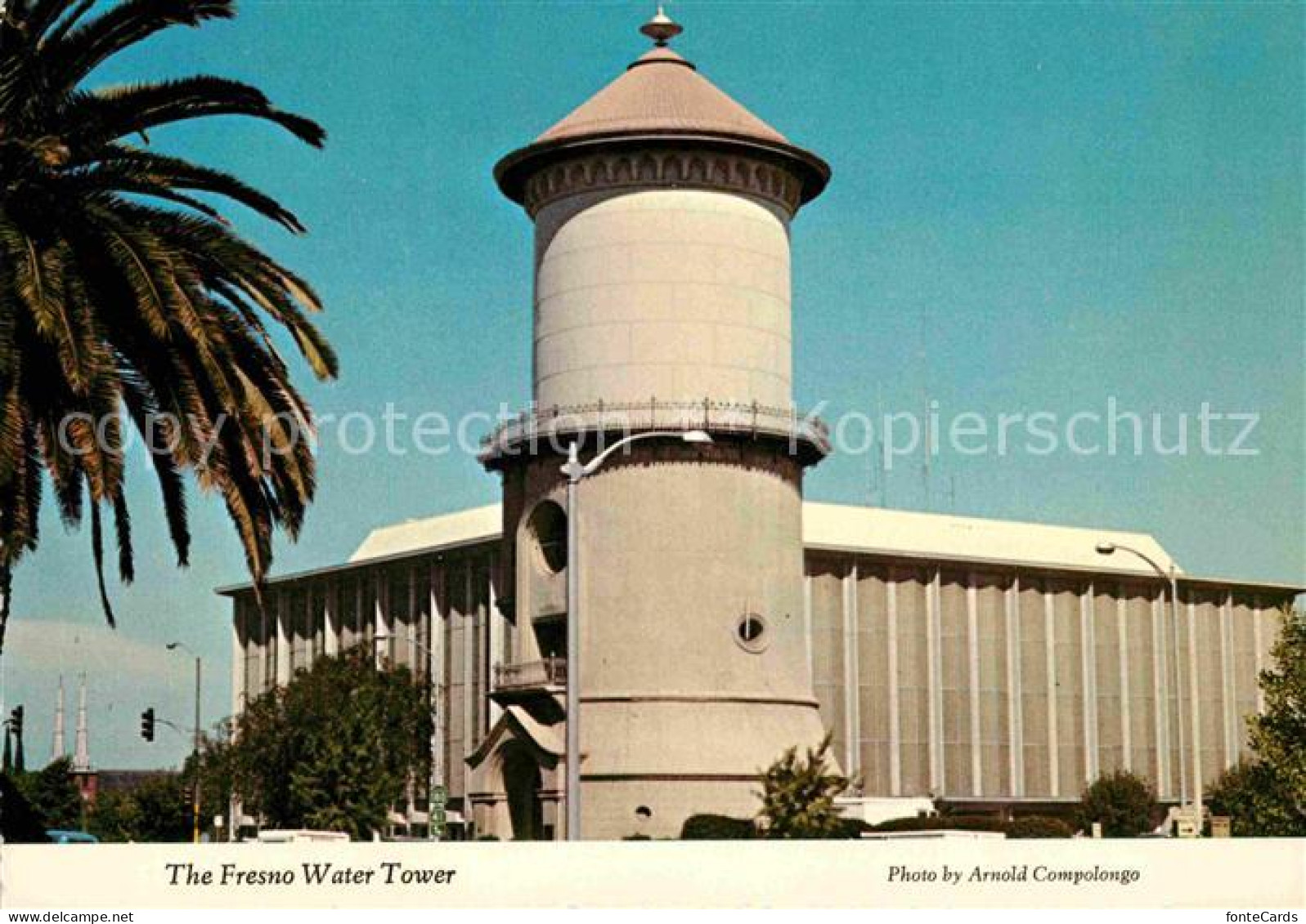 72663666 Fresno_California The Fresno Water Tower Federal Building - Autres & Non Classés