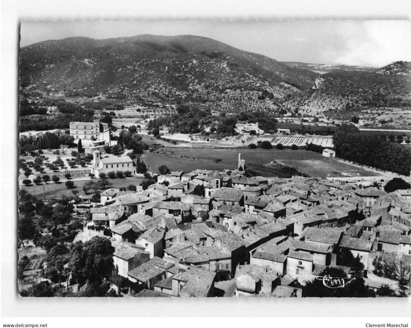 LOURMARIN : Vue Générale, Au Fond, Le Lubéron - Très Bon état - Lourmarin