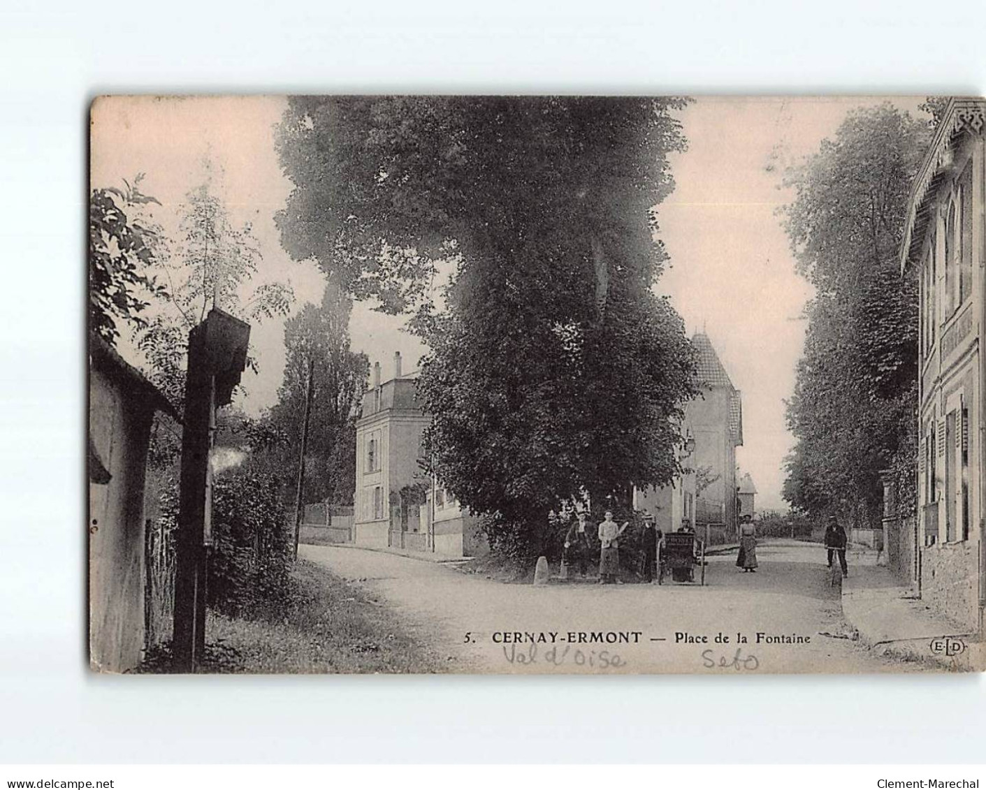 ERMONT CERNAY : Place De La Fontaine - état - Ermont-Eaubonne