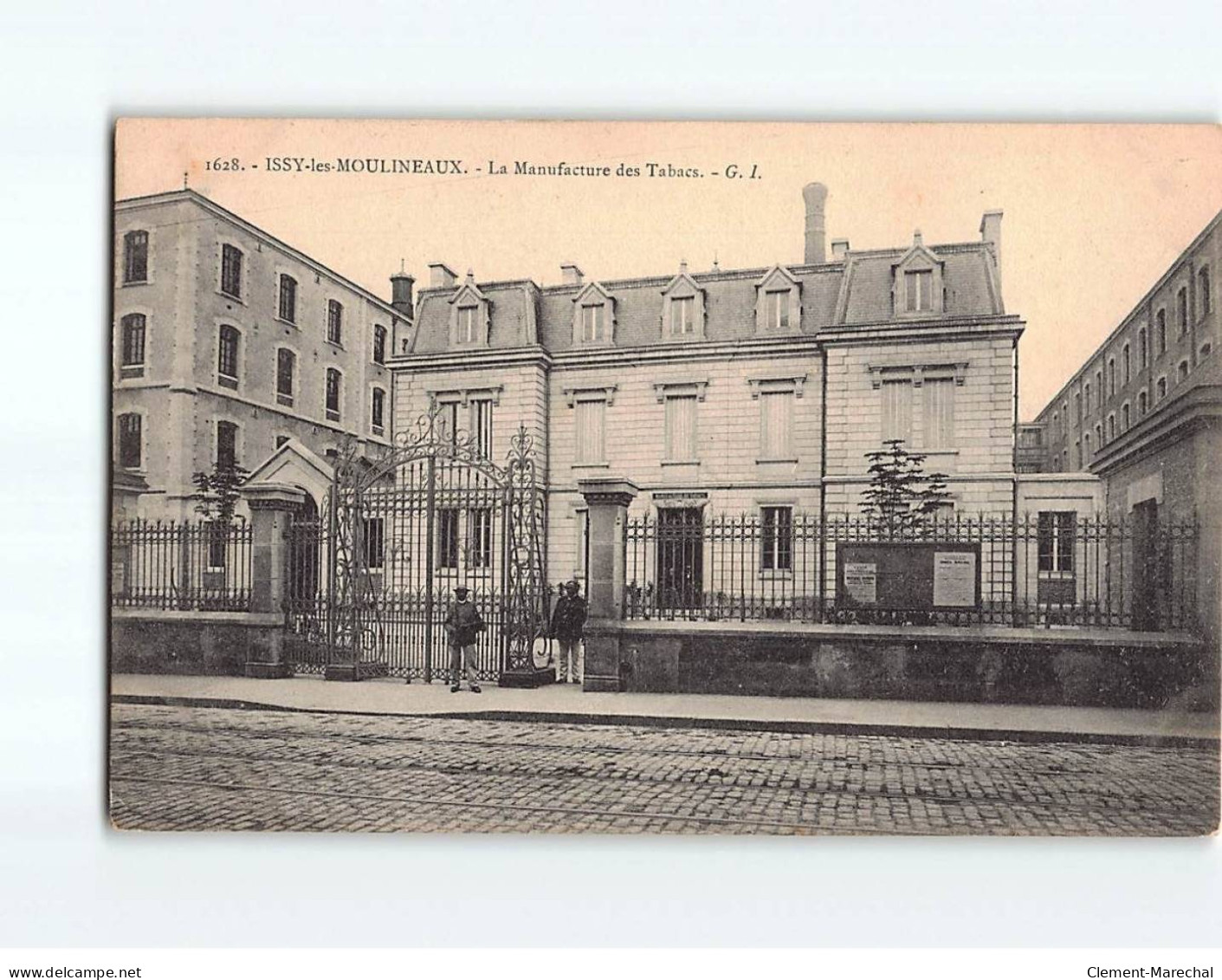 ISSY LES MOULINEAUX : La Manufacture Des Tabacs - Très Bon état - Issy Les Moulineaux