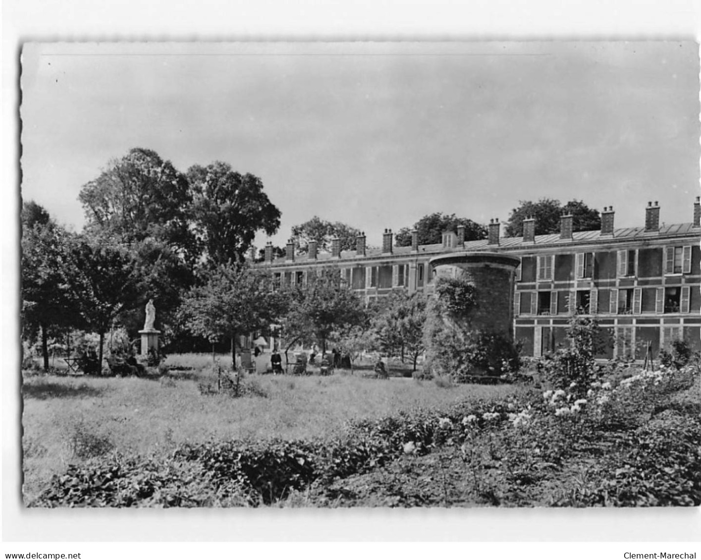 CHATILLON SUR BAGNEUX : Maison De Retraire Sainte-Anne D'Auray, Vue Sur Le Parc - Très Bon état - Autres & Non Classés