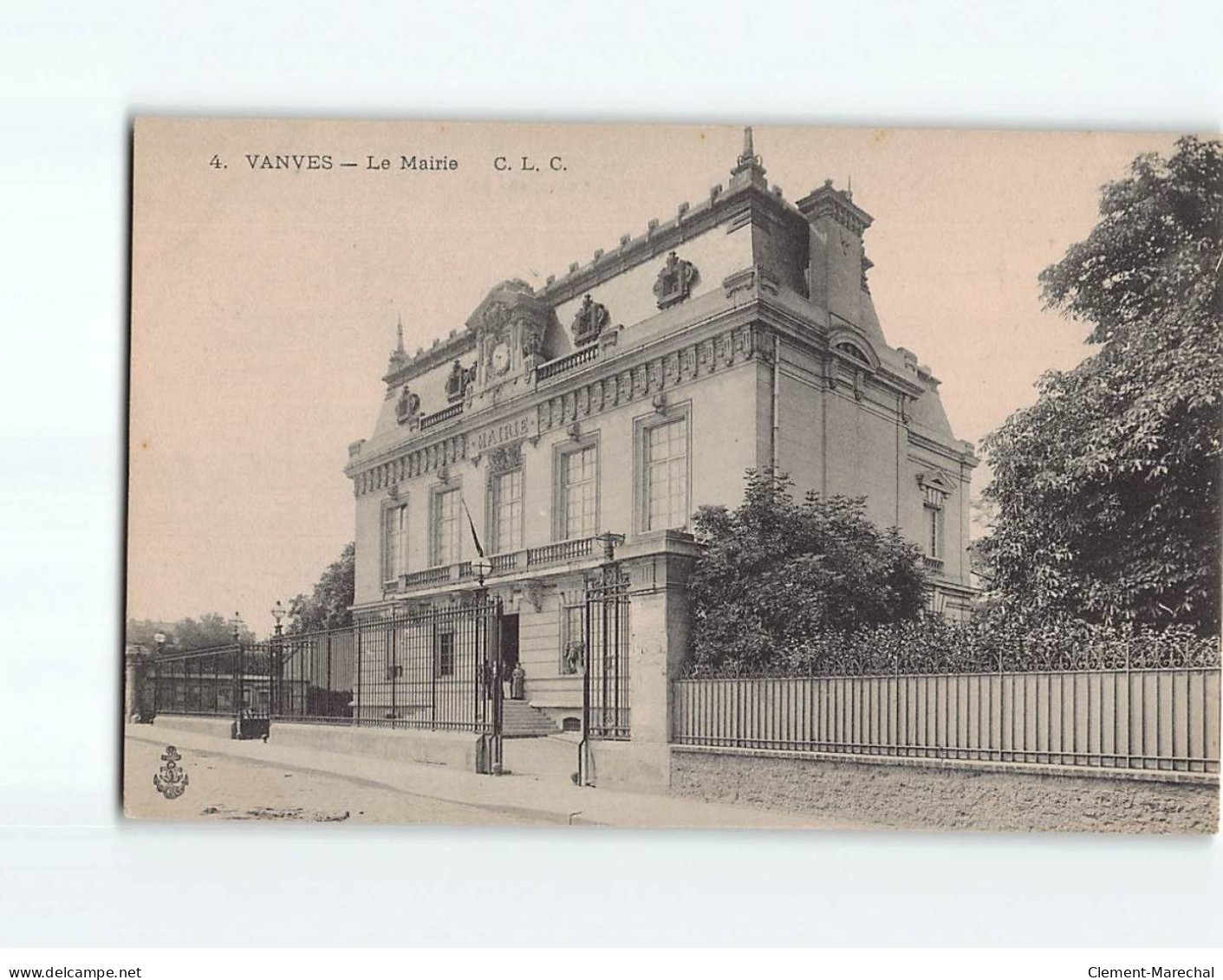 VANVES : La Mairie - Très Bon état - Vanves