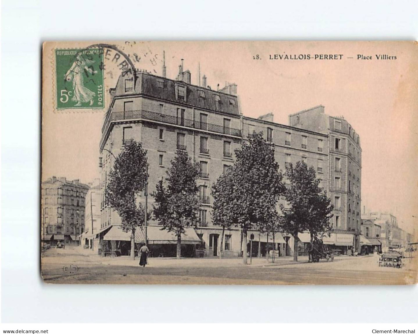 LEVALLOIS PERRET : Place Villiers - état - Levallois Perret