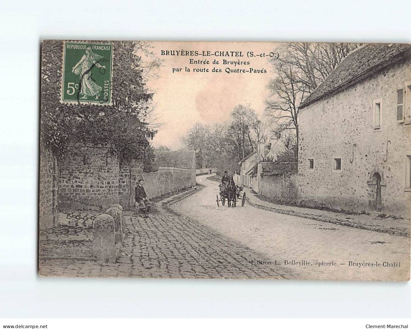 BRUYERES LE CHATEL : Entrée De Bruyères Par La Route Des Quatre-Pavés - Très Bon état - Bruyeres Le Chatel