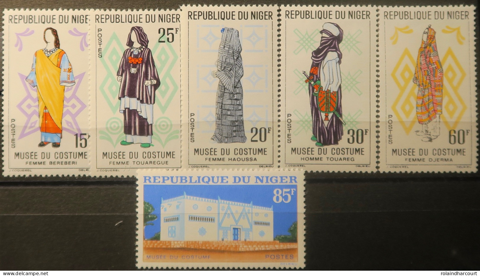 LP3844/2275 - NIGER - 1963 - Costumes - SERIE COMPLETE - N°128 à 133 NEUFS* - Níger (1960-...)