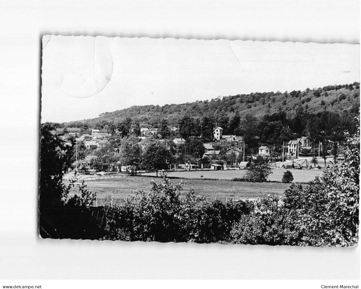 EURES SUR YVETTE : Vue Sur Le Stade Et La Rue De Moulon - état - Sonstige & Ohne Zuordnung